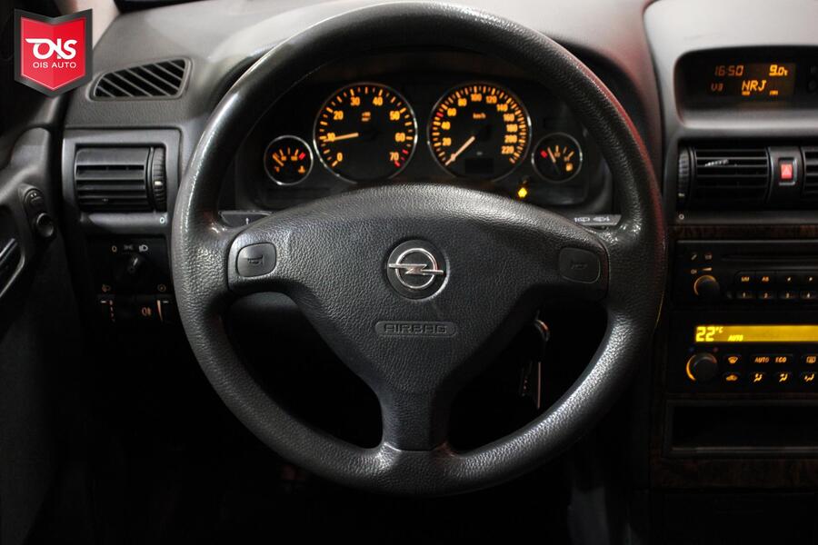 Opel Astra vaihtoauto