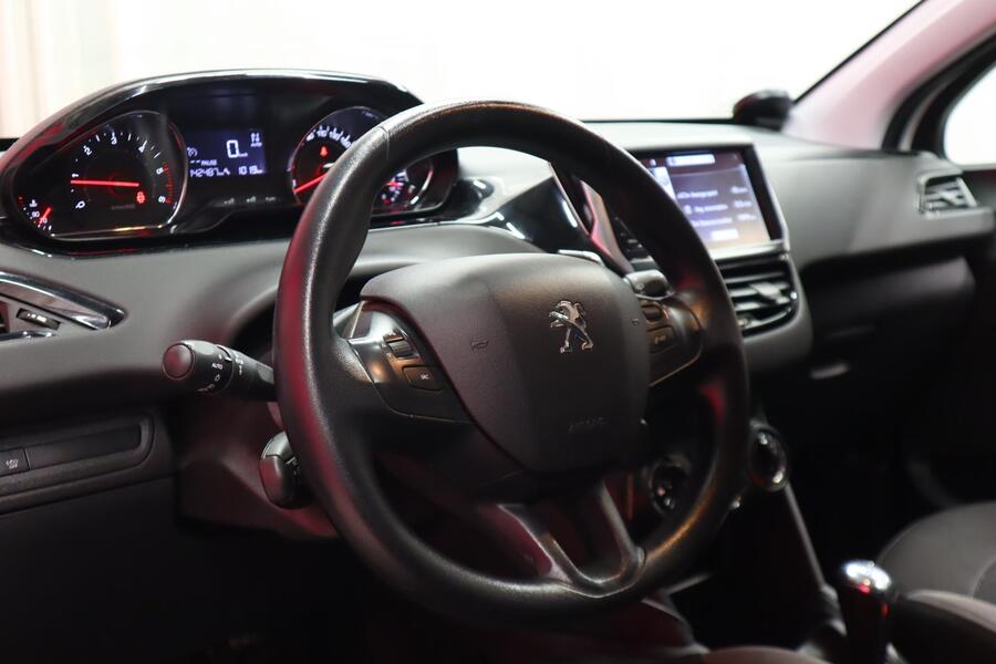 Peugeot 208 vaihtoauto