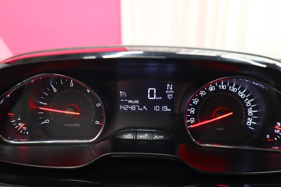 Peugeot 208 vaihtoauto