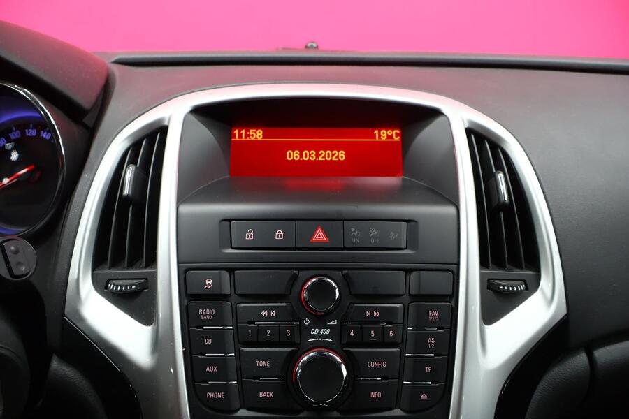 Opel Astra vaihtoauto