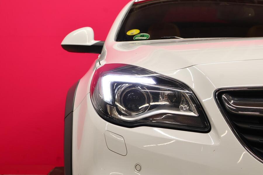 Opel Insignia vaihtoauto