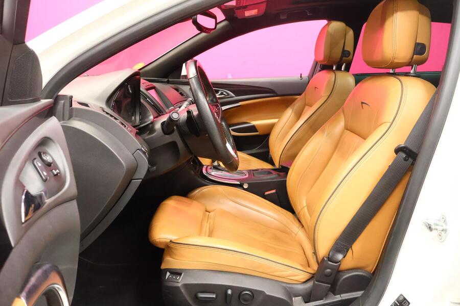 Opel Insignia vaihtoauto