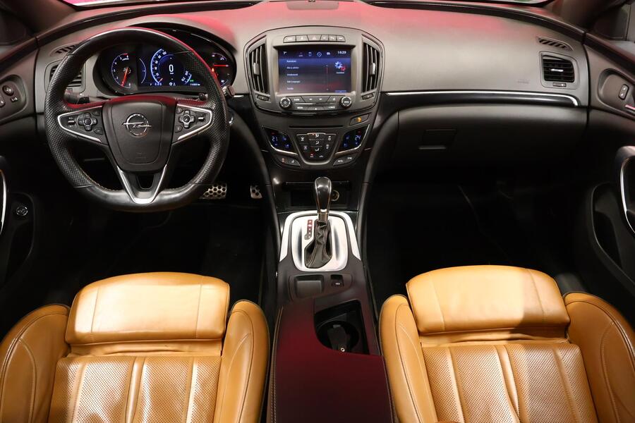 Opel Insignia vaihtoauto