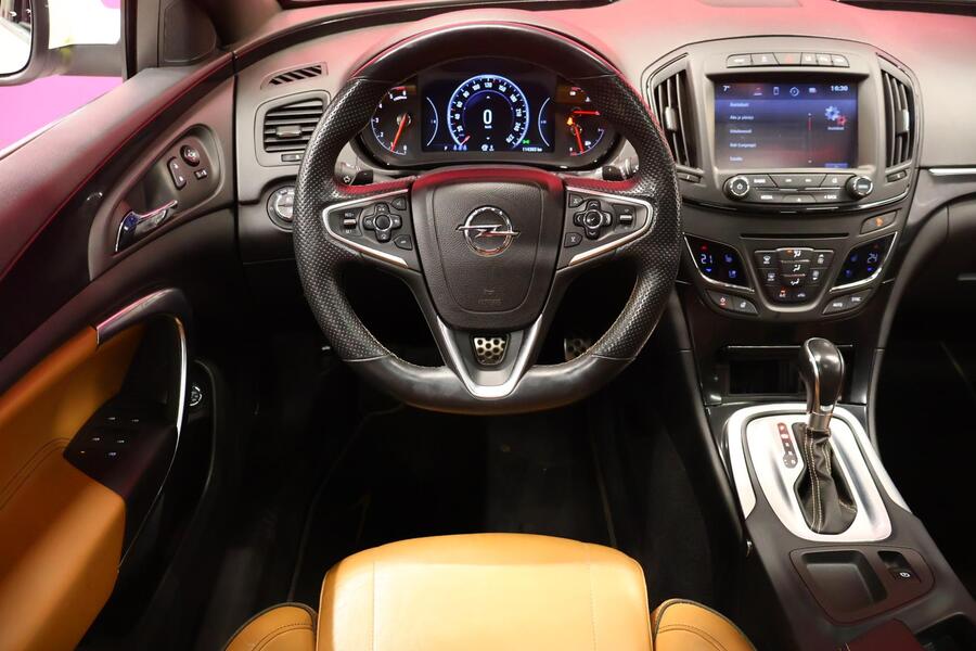 Opel Insignia vaihtoauto