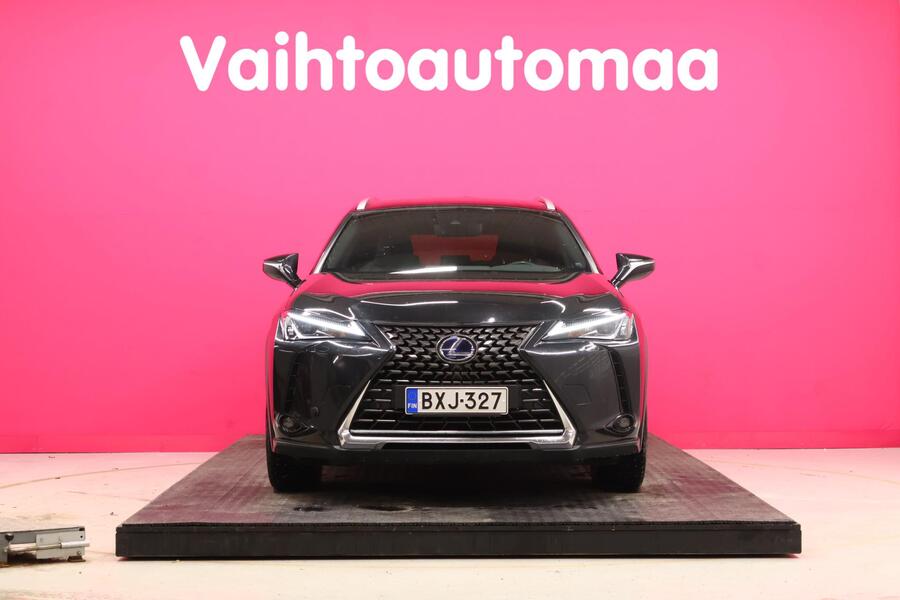 Lexus UX vaihtoauto