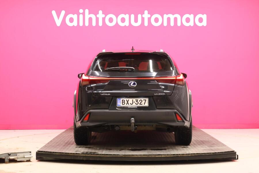 Lexus UX vaihtoauto