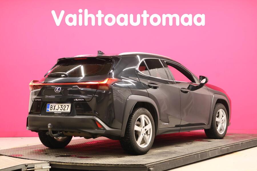 Lexus UX vaihtoauto