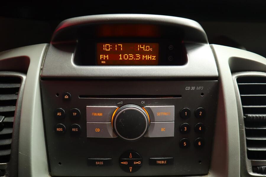 Opel Vivaro vaihtoauto