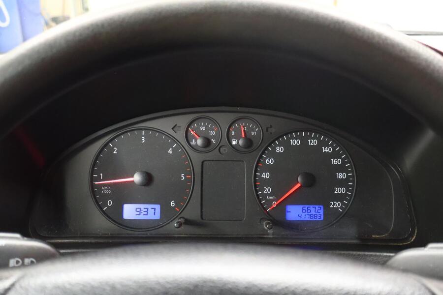 Volkswagen Caravelle vaihtoauto