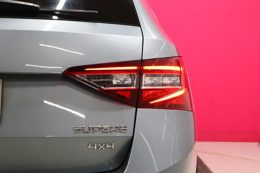 Skoda Superb vaihtoauto