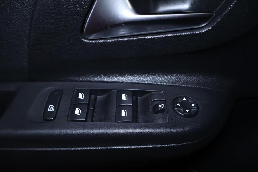 Opel Corsa vaihtoauto