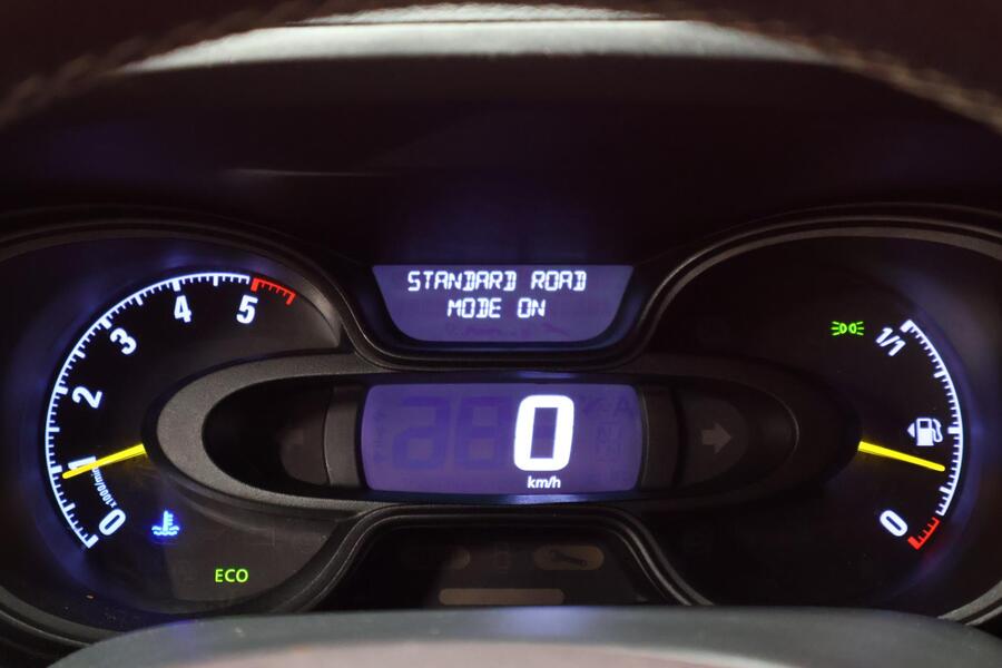 Opel Vivaro vaihtoauto