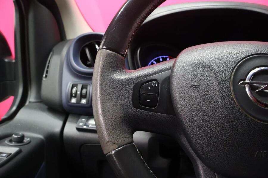 Opel Vivaro vaihtoauto