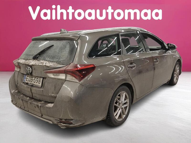 Toyota Auris vaihtoauto