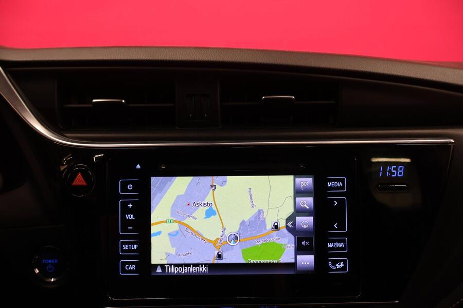 Toyota Auris vaihtoauto