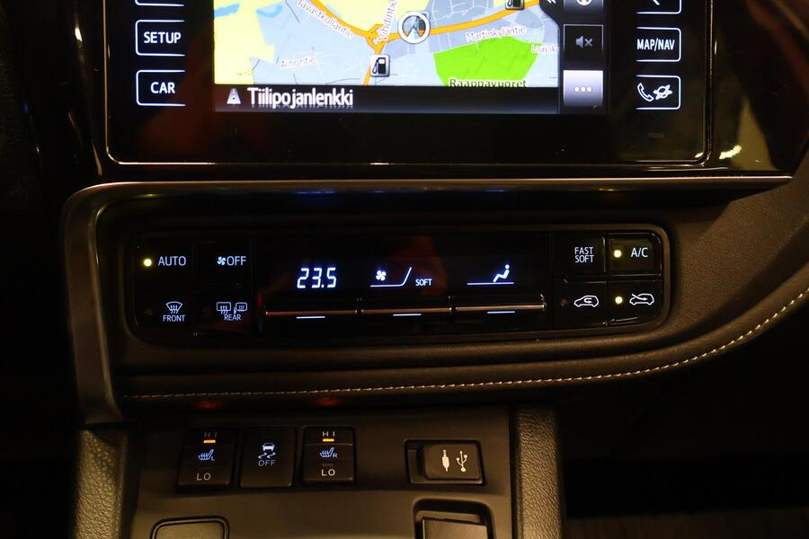 Toyota Auris vaihtoauto