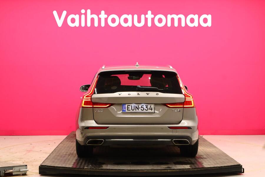 Volvo V60 vaihtoauto