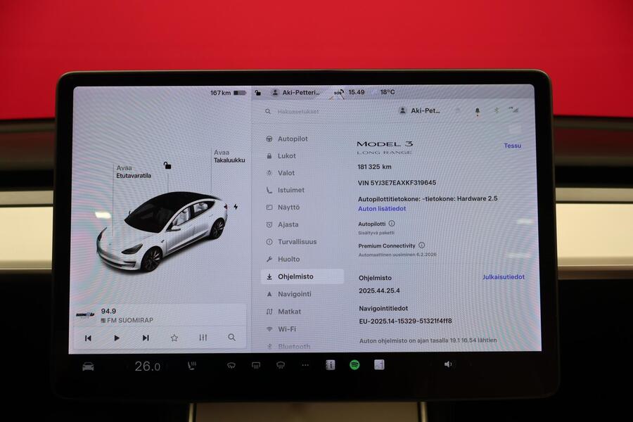 Tesla Model 3 vaihtoauto