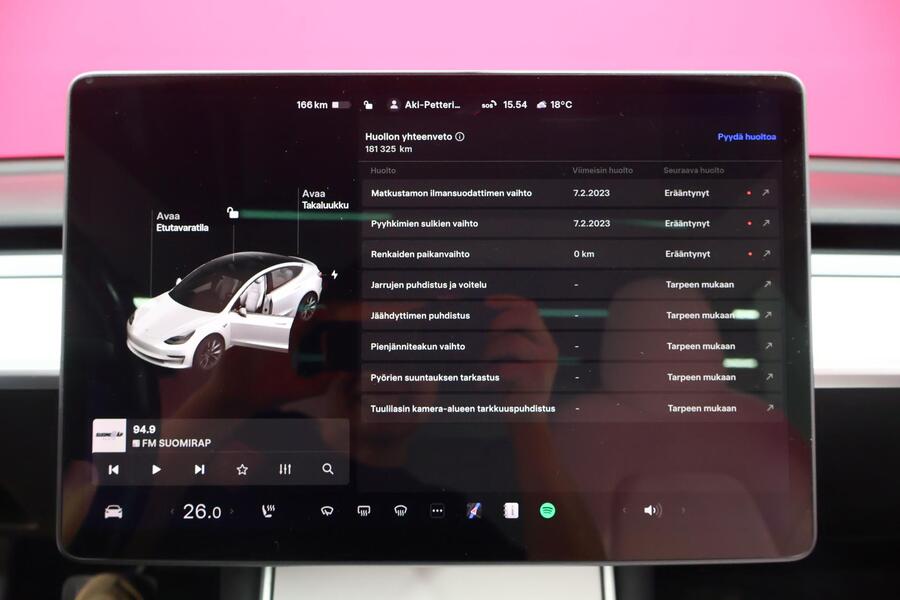 Tesla Model 3 vaihtoauto