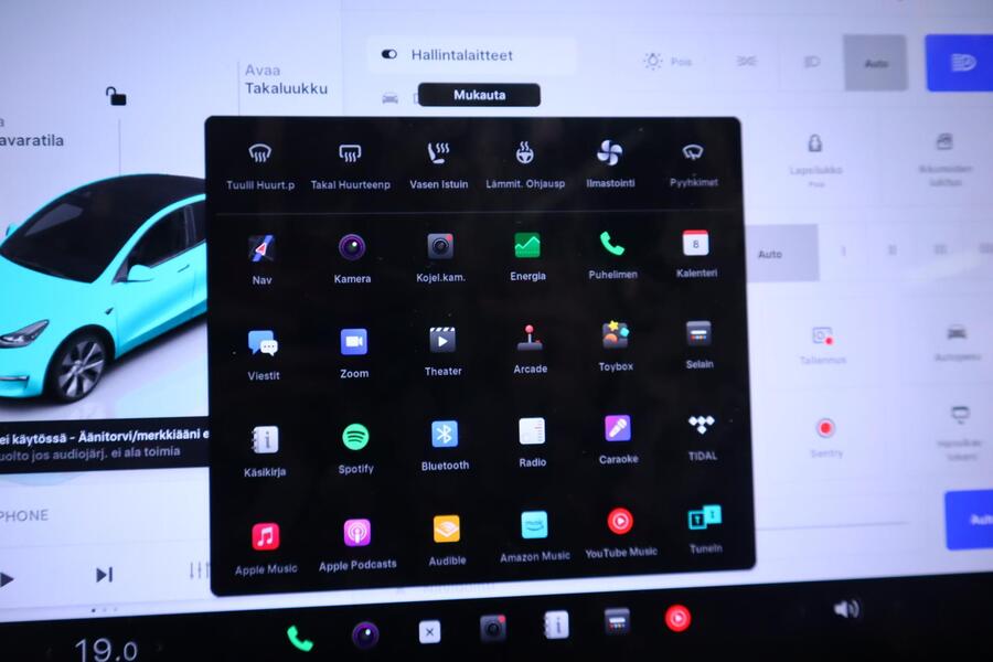 Tesla Model Y vaihtoauto