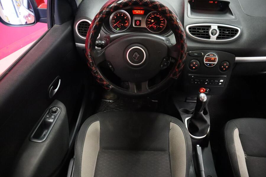 Renault Clio vaihtoauto
