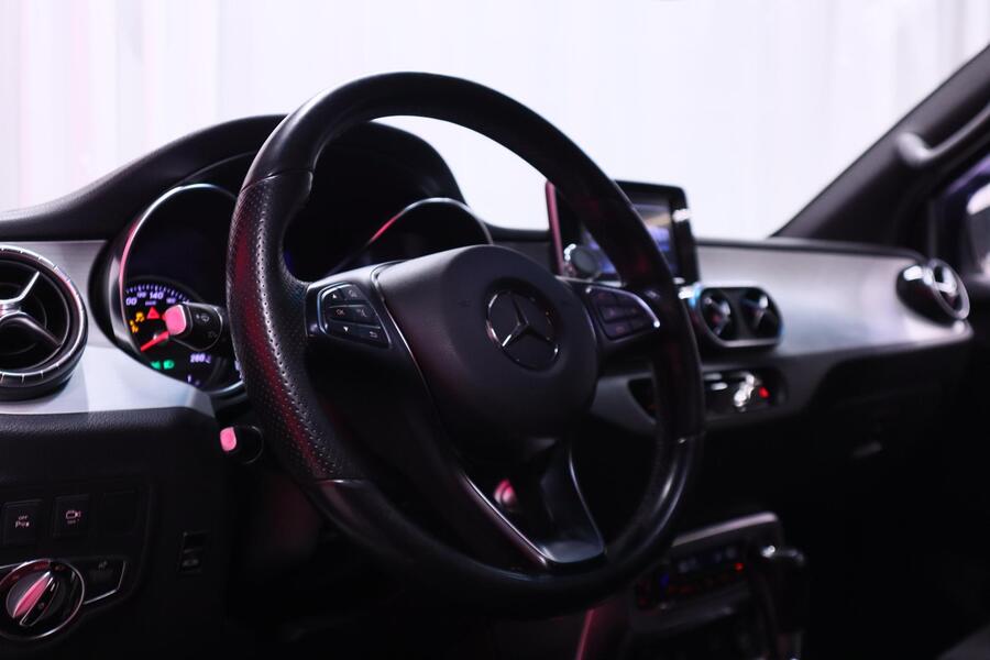 Mercedes-Benz X vaihtoauto