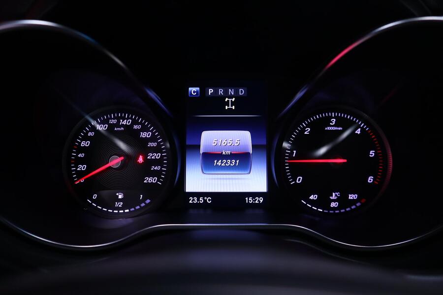 Mercedes-Benz X vaihtoauto