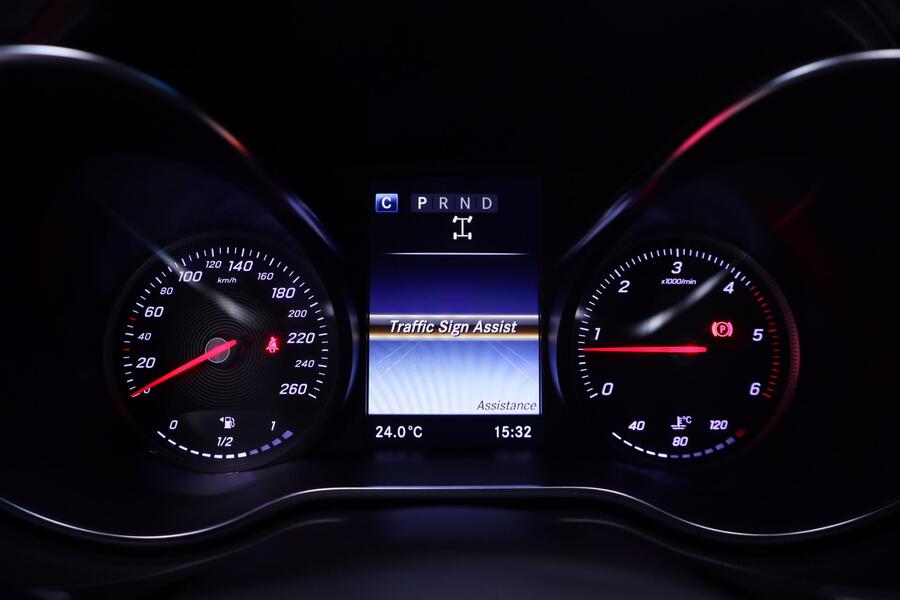 Mercedes-Benz X vaihtoauto