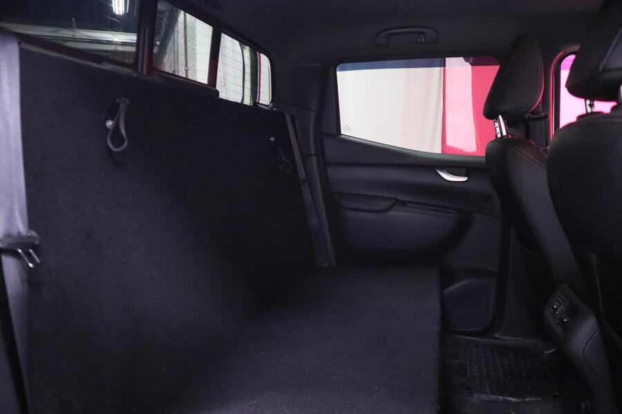 Mercedes-Benz X vaihtoauto