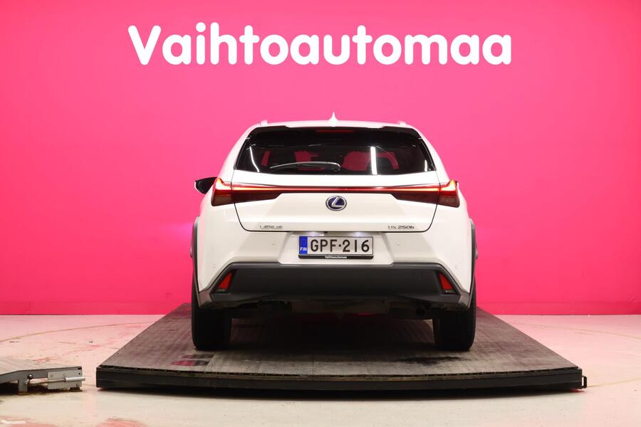 Lexus UX vaihtoauto