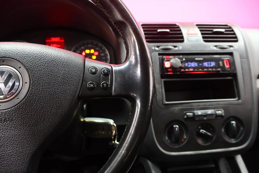 Volkswagen Jetta vaihtoauto