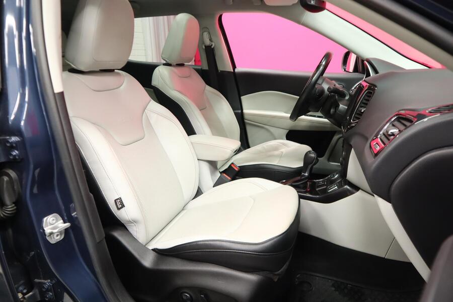 Jeep Compass vaihtoauto