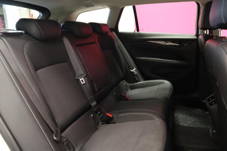 Opel Insignia vaihtoauto