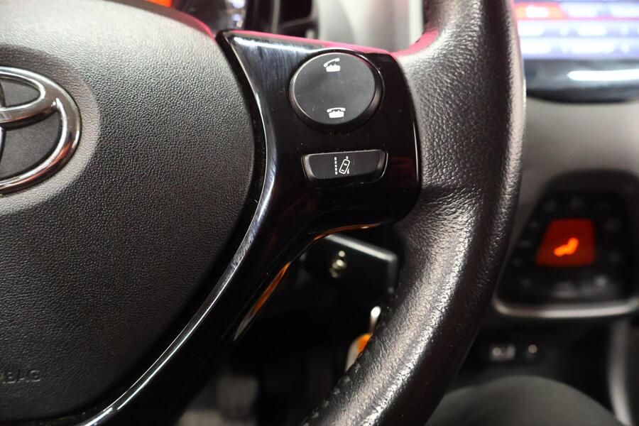 Toyota AYGO vaihtoauto