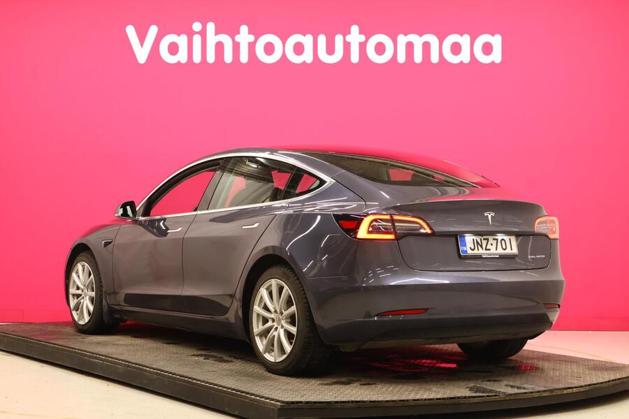 Tesla Model 3 vaihtoauto