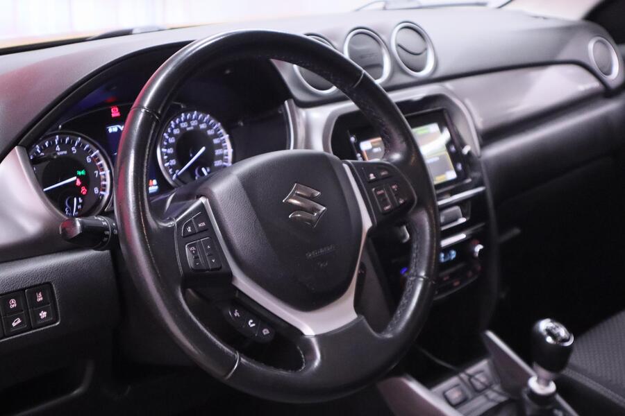 Suzuki Vitara vaihtoauto