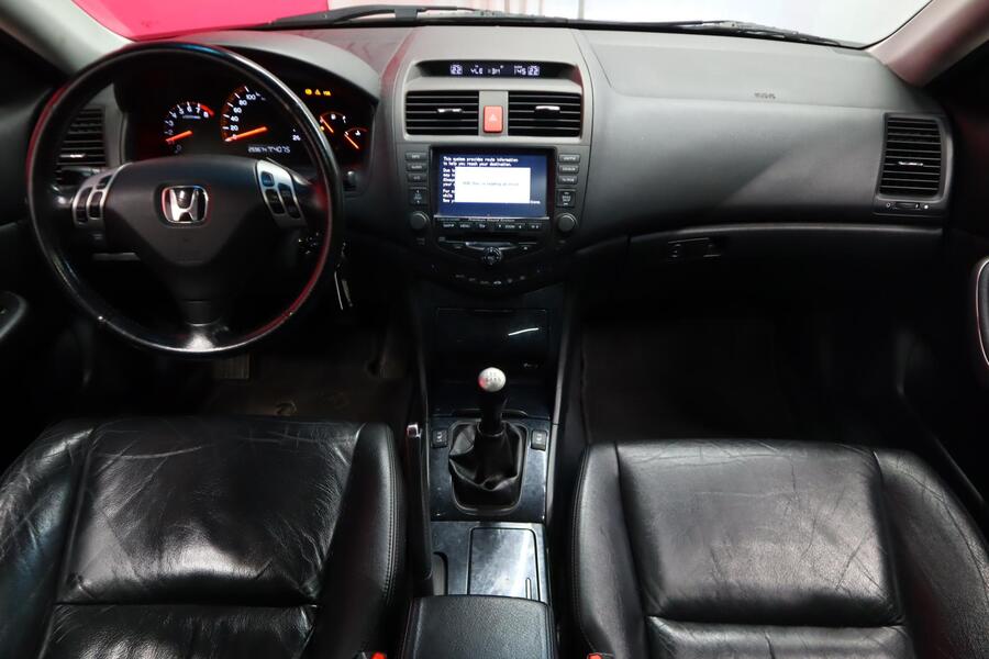 Honda Accord vaihtoauto