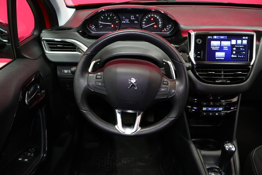 Peugeot 208 vaihtoauto