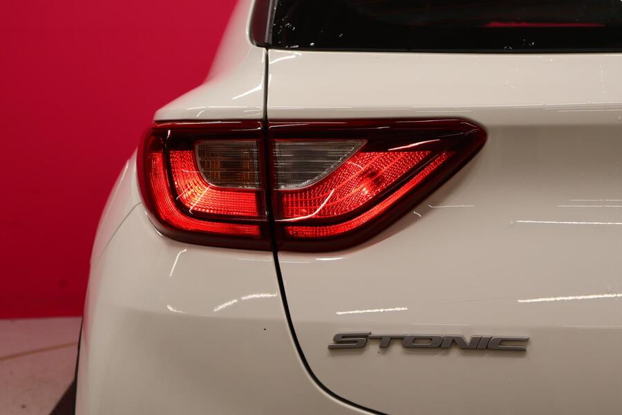 Kia Stonic vaihtoauto