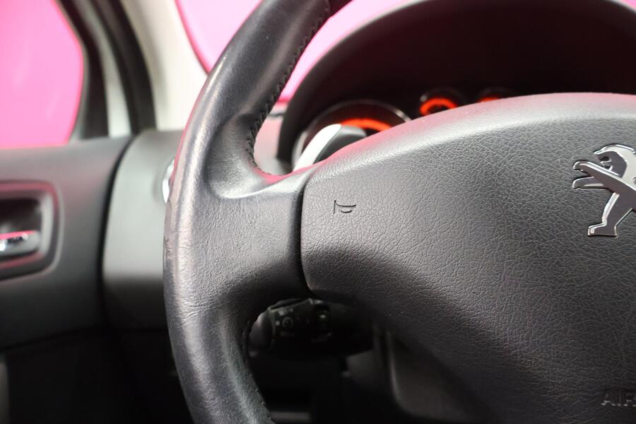 Peugeot 308 vaihtoauto