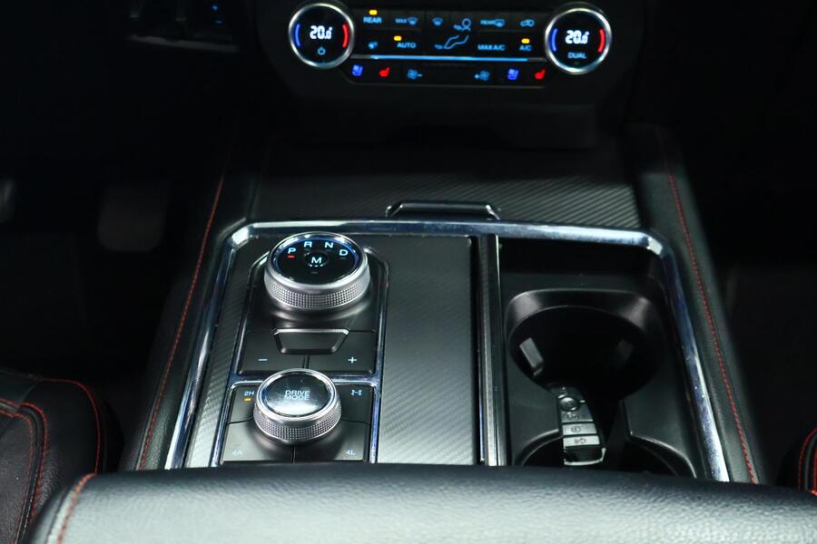 Ford Expedition vaihtoauto