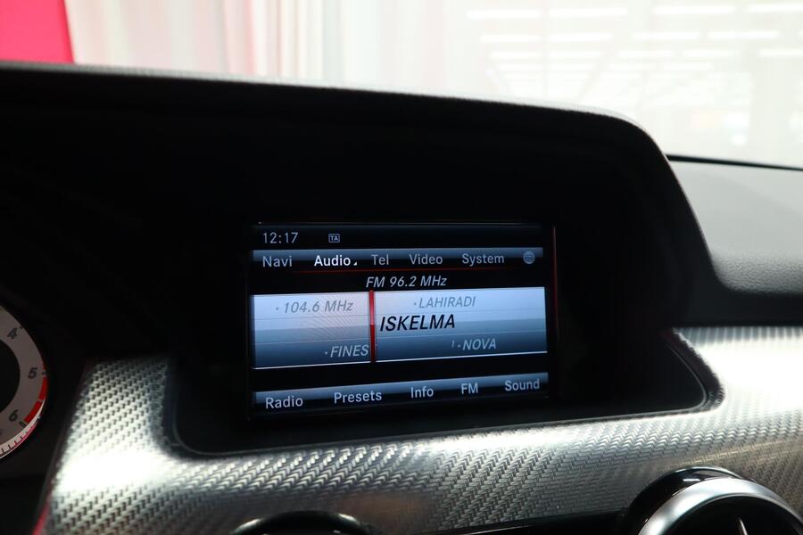 Mercedes-Benz GLK vaihtoauto