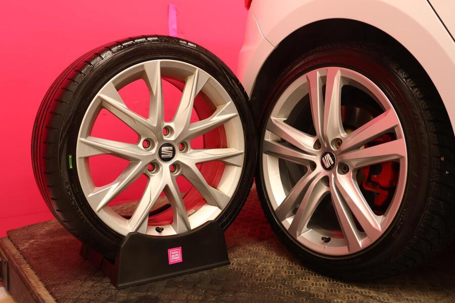 SEAT Leon vaihtoauto