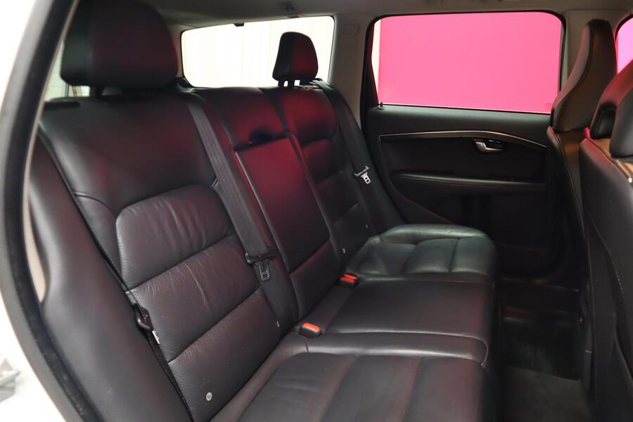 Volvo V70 vaihtoauto