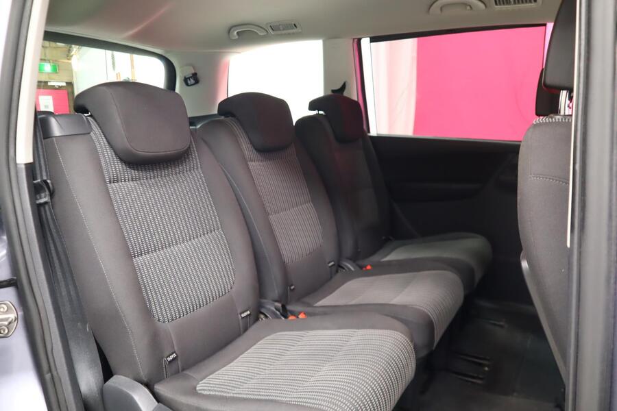 SEAT Alhambra vaihtoauto