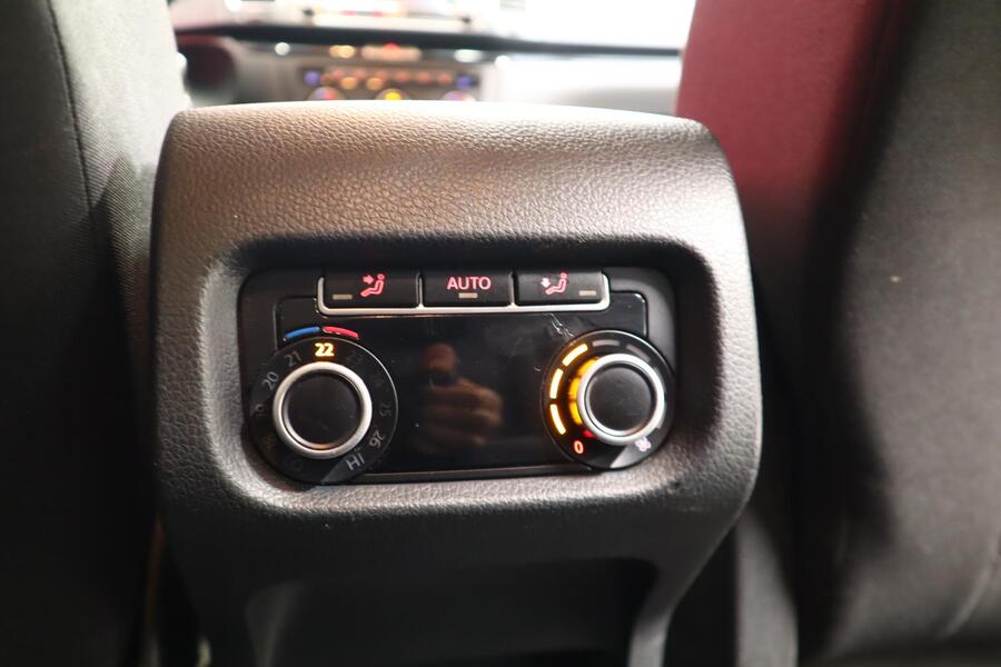 SEAT Alhambra vaihtoauto