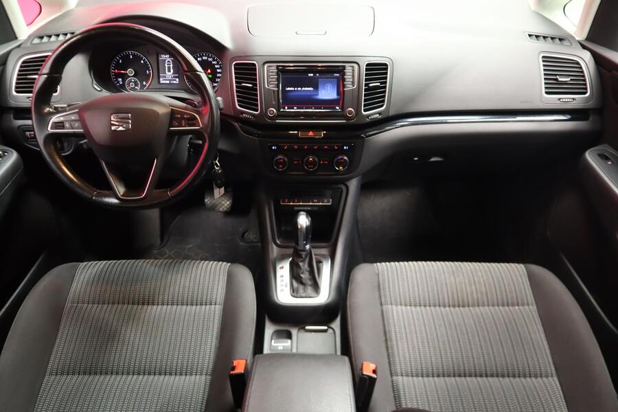 SEAT Alhambra vaihtoauto