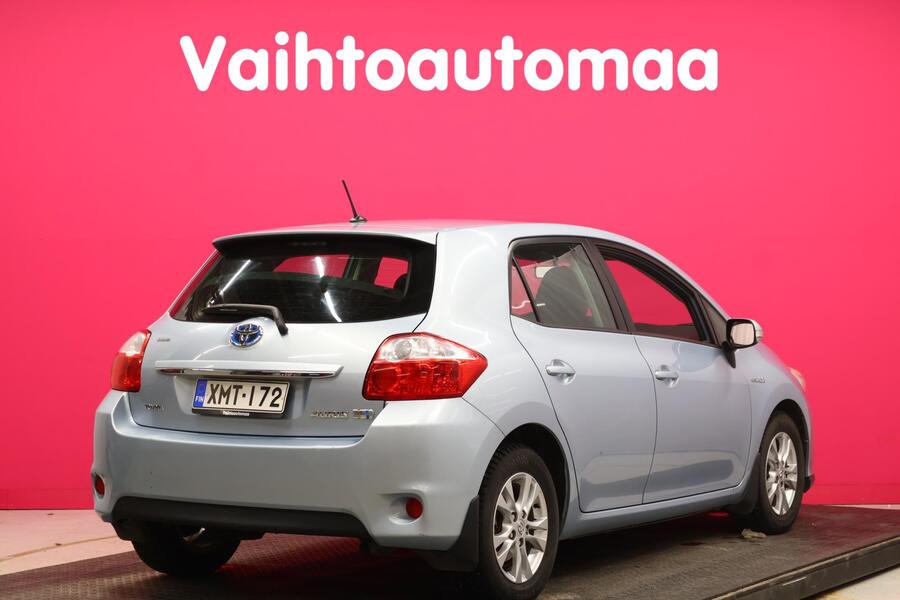 Toyota Auris vaihtoauto