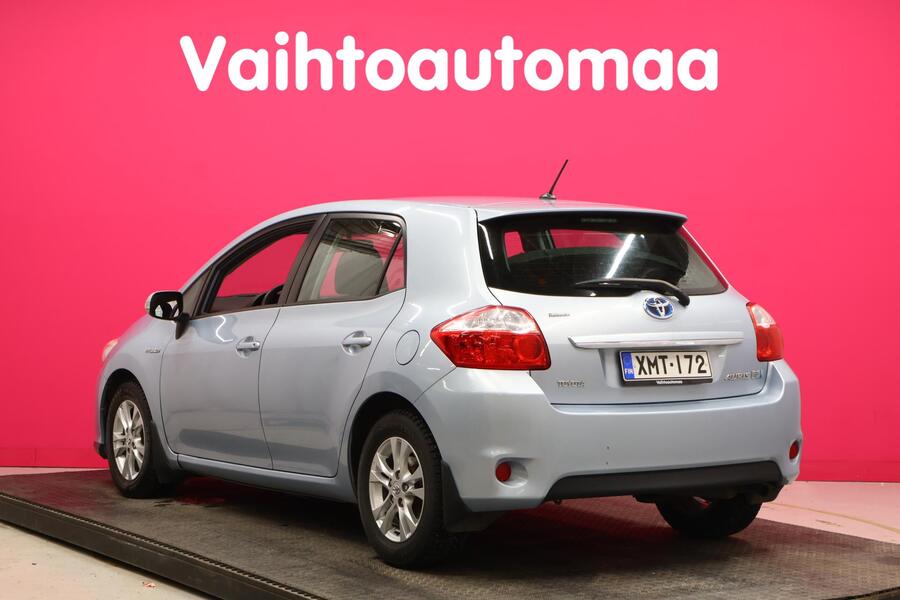 Toyota Auris vaihtoauto