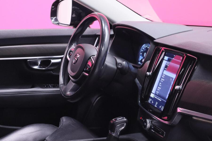 Volvo V90 Cross Country vaihtoauto